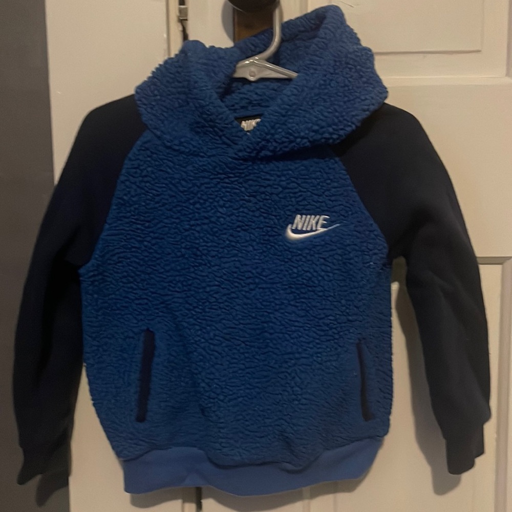 Sherpa Nike pullover hoodie